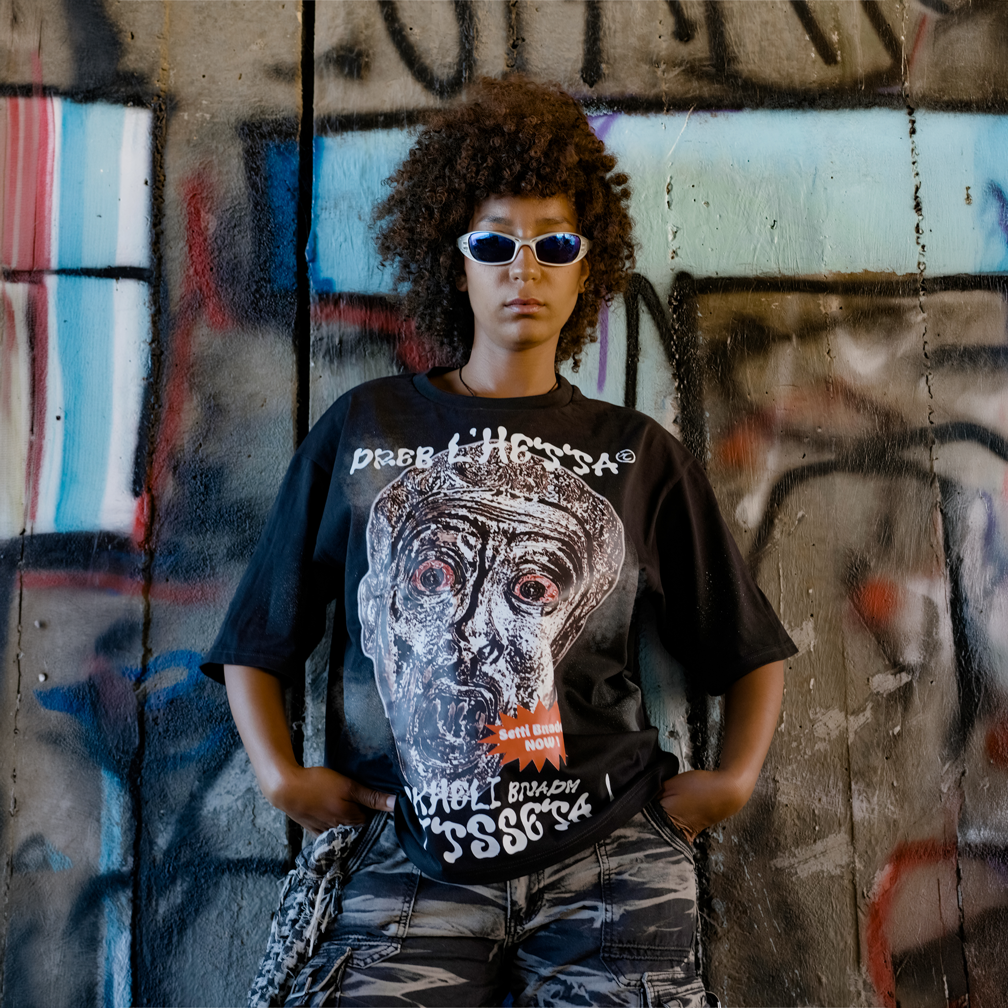 DREB LHETTA - CROPPED OVERSIZED BLACK TEE